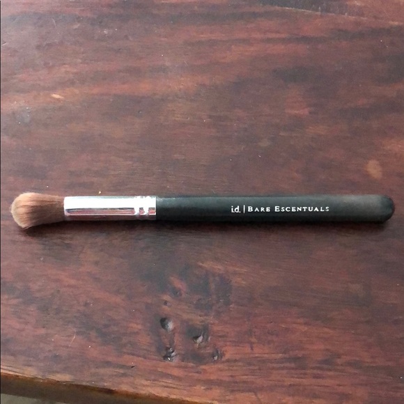 Bare Escentuals Other - Soft Focus Eyeshadow Brush Bare Escentuals Other - Soft Focus Eyeshadow Brush